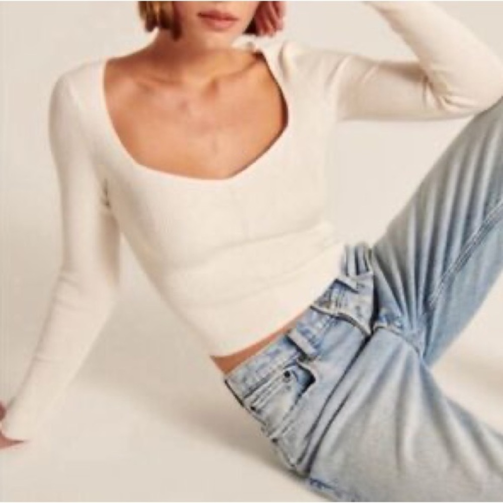 Abercrombie Cropped Sweater